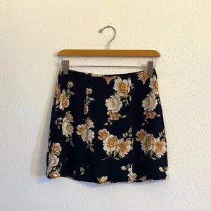 F21 Black Floral 90s Mini Skirt Small